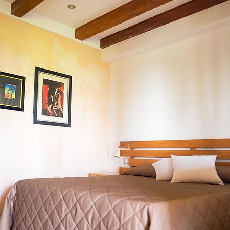 Rustic Parma Retreat Daire Montechiarugolo Dış mekan fotoğraf